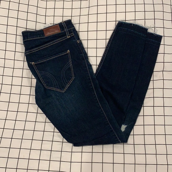 Hollister High Rise Jeans - Picture 1 of 5